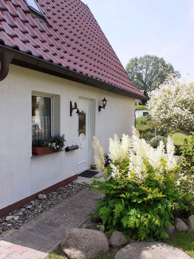 Holiday Home In Klein Kedingshagen 2755 Eksteriør billede